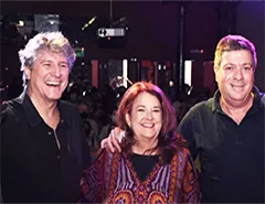 BoudouAliciaCastroyMariottosonrientes-240-Max