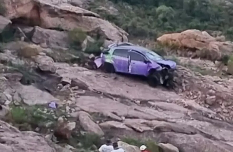 806y176t